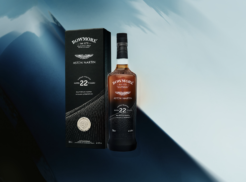 Bowmore Aston Martin 22 Years Old Masters' Selection - 3th Edition